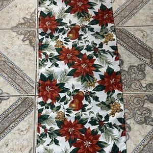 Christmas Poinsettia Table Runner 70 X 13